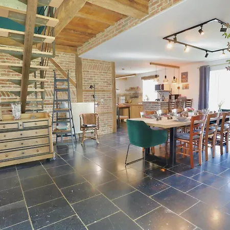Le Grenier De Louise Holiday home *